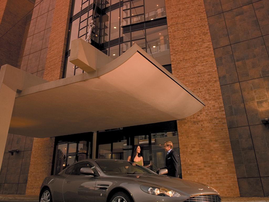 Weom Apartments Sandton Esterno foto